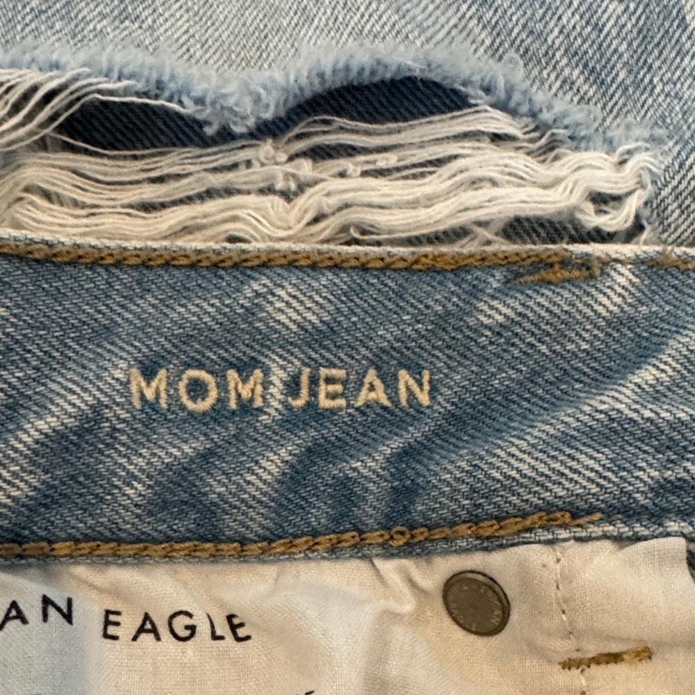 American Eagle mom jeans - Picture 4 of 6